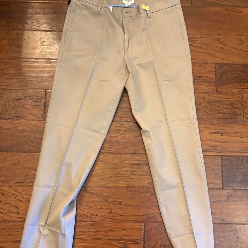 Dockers Men's Cream and Tan Trousers